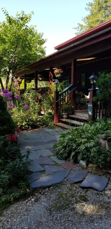Eastgate Inn B&B Lenox Exteriör bild